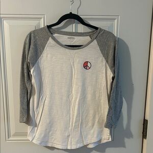 Old Navy Gray and White Raglan Top